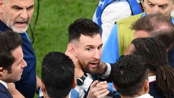 Messi en "modo enfadado" (video) Messi en "modo enfadado" (video)