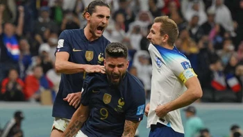 Francia se inscribió en semifinales del Mundial tras superar (2-1) a Inglaterra Francia se inscribió en semifinales del Mundial tras superar (2-1) a Inglaterra
