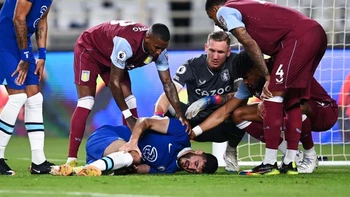 Lesión de rodilla de Armando Broja preocupa en el Chelsea Lesión de rodilla de Armando Broja preocupa en el Chelsea