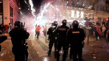 Francia detiene a 266 personas tras final del partido contra Marruecos Francia detiene a 266 personas tras final del partido contra Marruecos